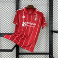 Maillot Nottingham Forest 2025-26