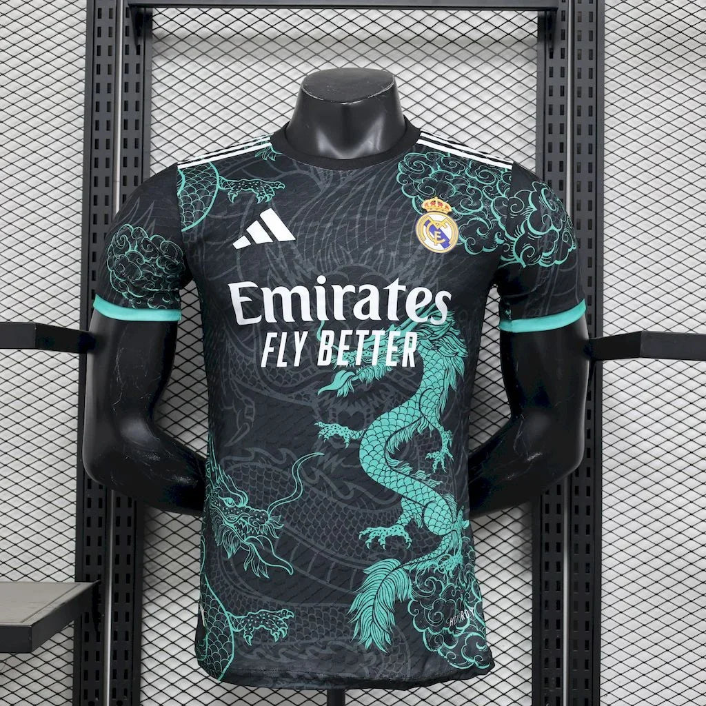 Maillot Real Madrid foot concept 2025 2026
